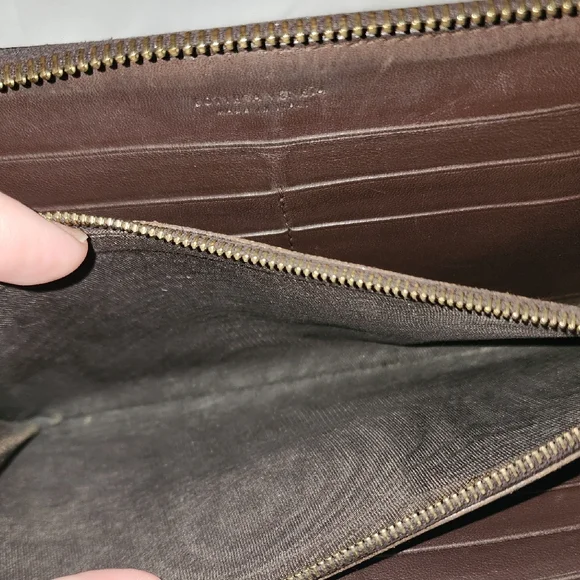 Authentic Bottega Venetta Intrecciato Woven Leather Wallet